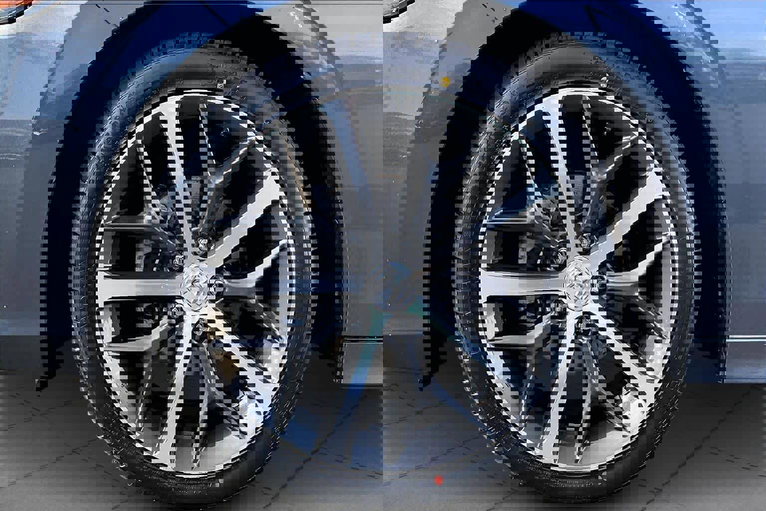 Used 2022 Honda Civic Touring image 10