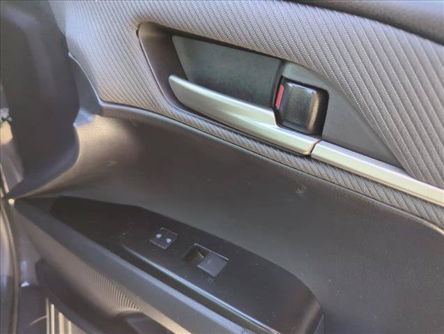 Certified 2025 Toyota Camry SE FWD image 25