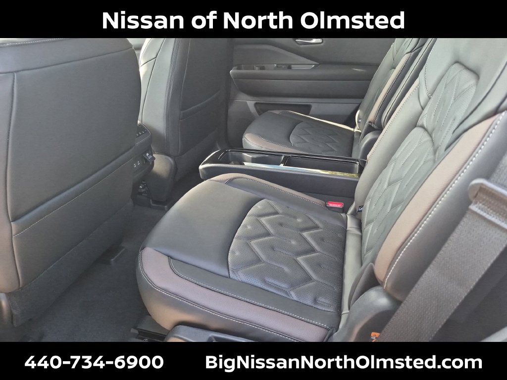 New 2026 Nissan Pathfinder Platinum AWD/4WD image 17