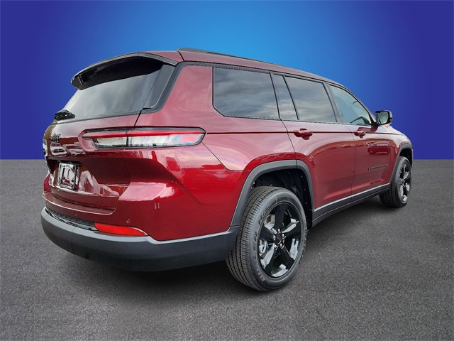 New 2023 Jeep Grand Cherokee L Laredo image 3