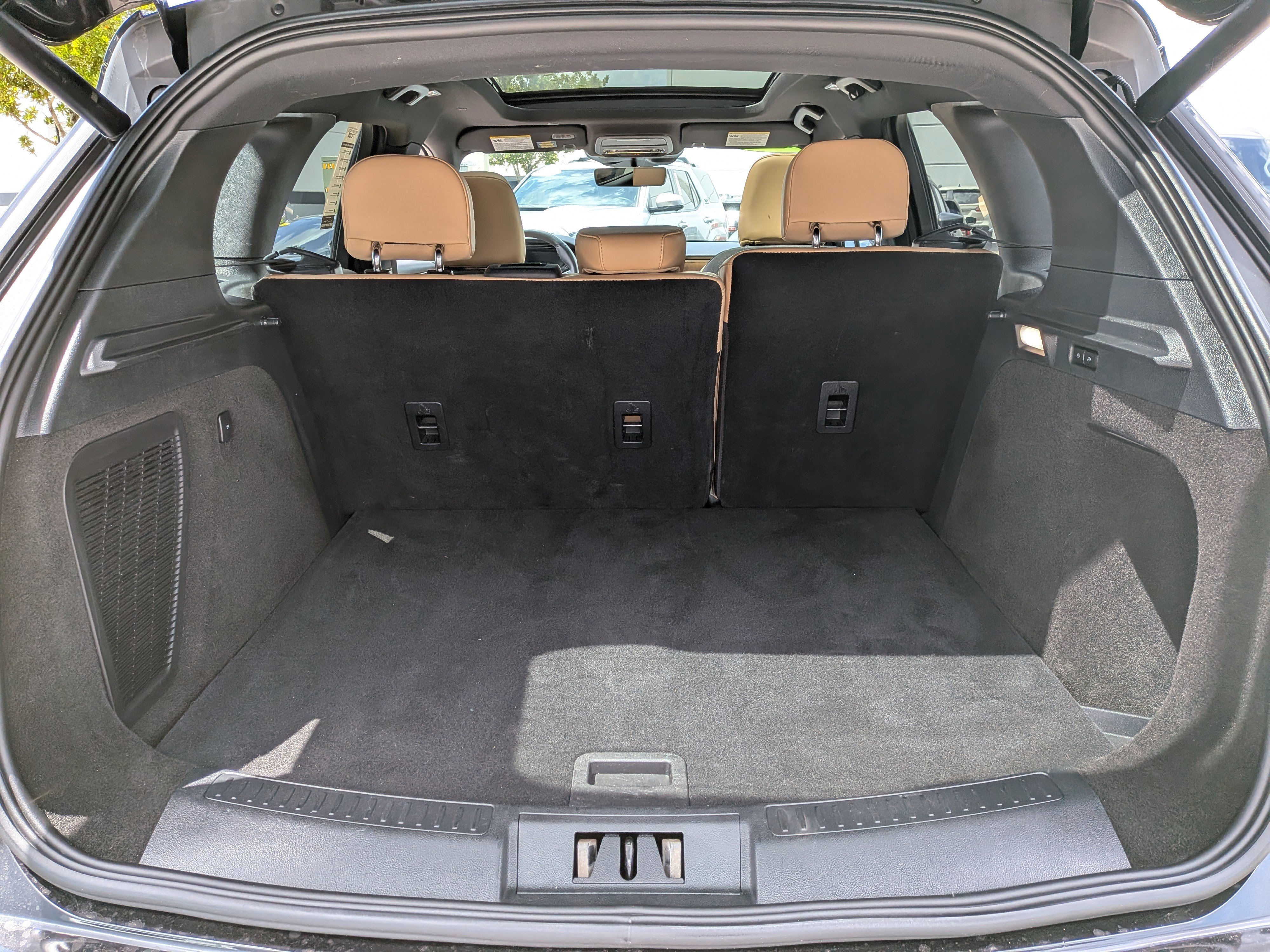 Used 2021 Lincoln Corsair Reserve FWD image 13