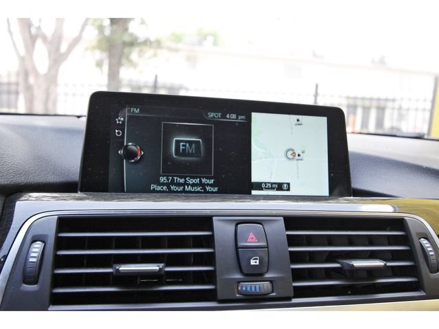 Used 2017 BMW 330i Sedan RWD image 23