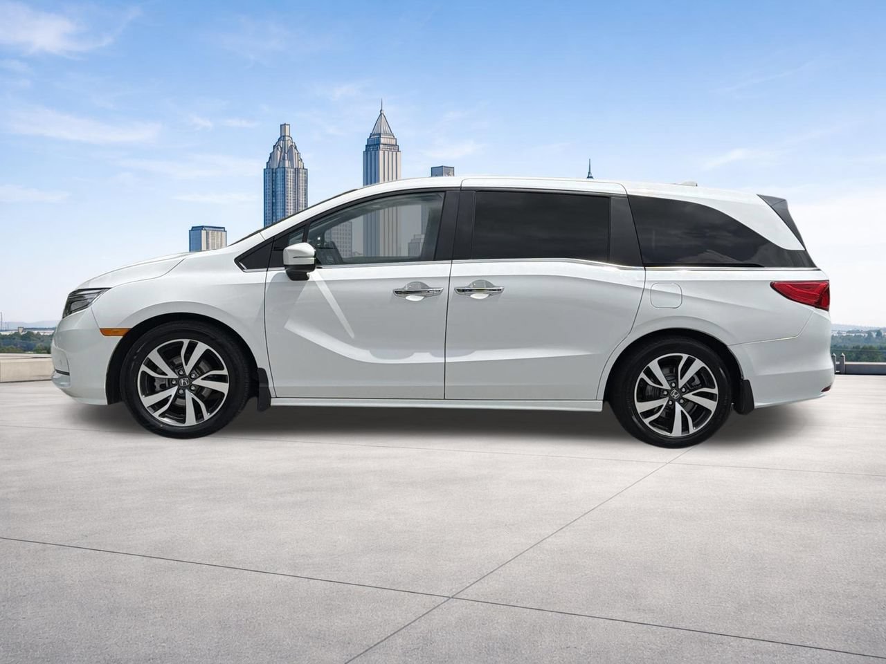 Used 2023 Honda Odyssey Touring image 25