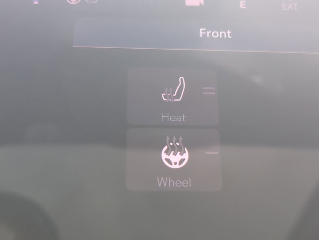 Used 2022 Jeep Compass Latitude w/ Sun and Sound Group image 25