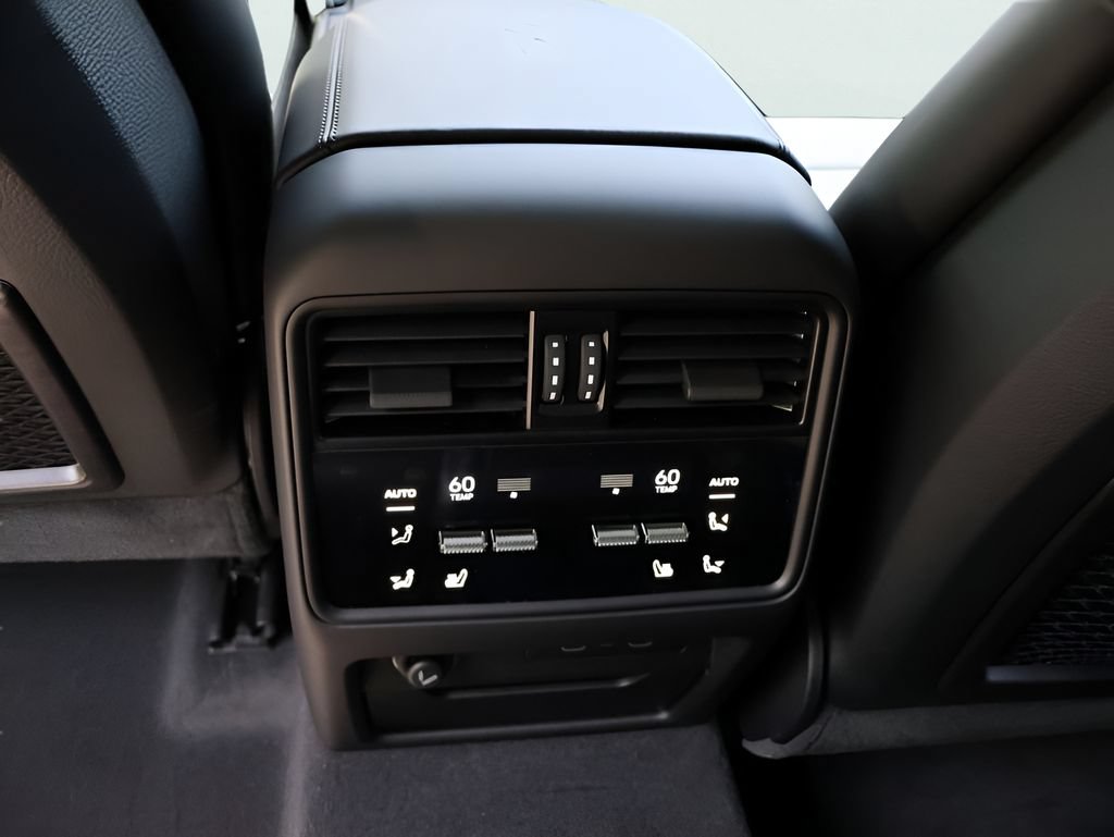 New 2026 Porsche Cayenne GTS AWD/4WD image 22