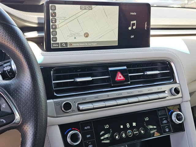 Used 2025 Genesis G70 2.5T image 15