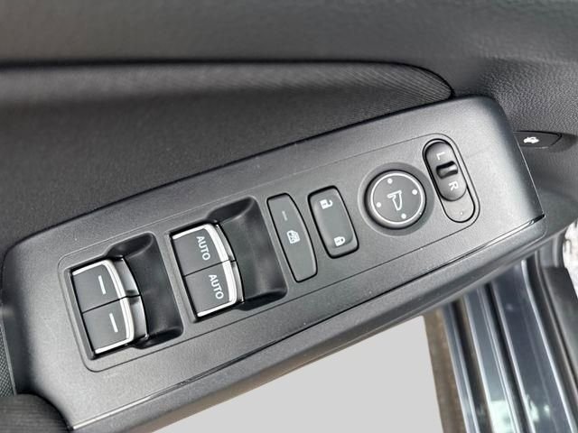Certified 2025 Honda Civic Sport image 5