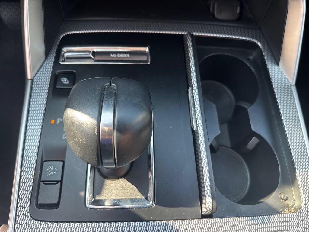 Certified 2025 MAZDA CX-70 Plug-In Hybrid w/ Premium Pkg AWD/4WD image 27