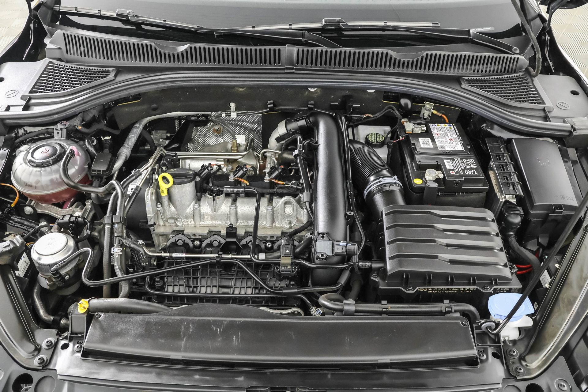 Used 2020 Volkswagen Jetta SE w/ SE Cold Weather Package image 48