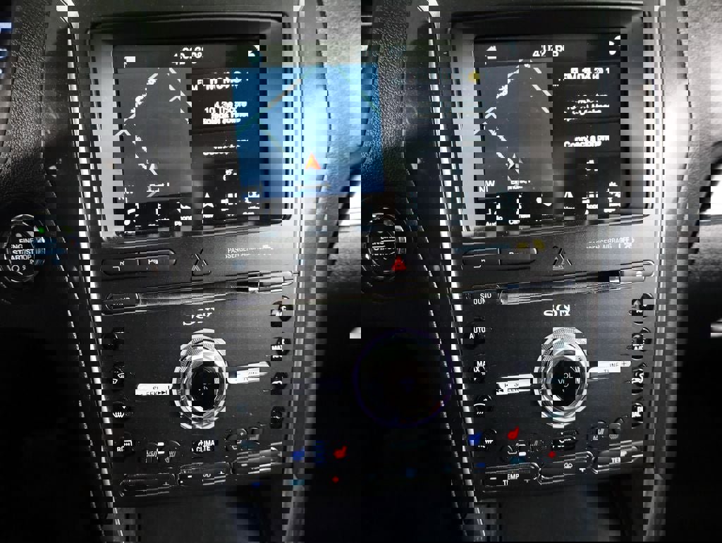 Used 2018 Ford Explorer Sport w/ Equipment Group 401A image 15