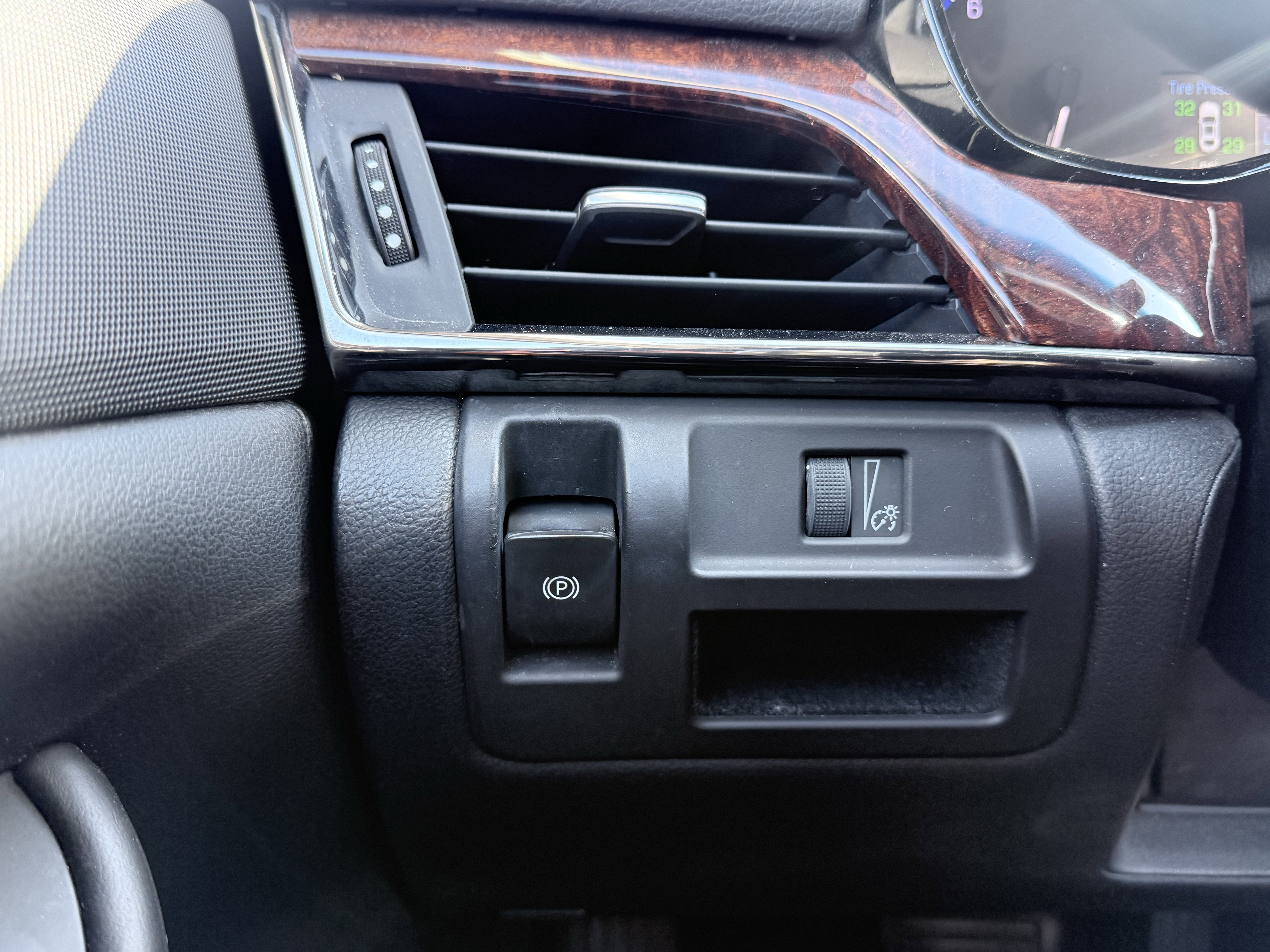 Used 2014 Cadillac CTS Sedan w/ Seating Package image 64