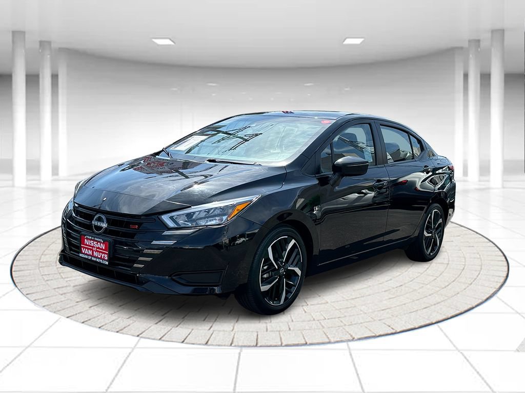 Used 2024 Nissan Versa SR FWD image 1