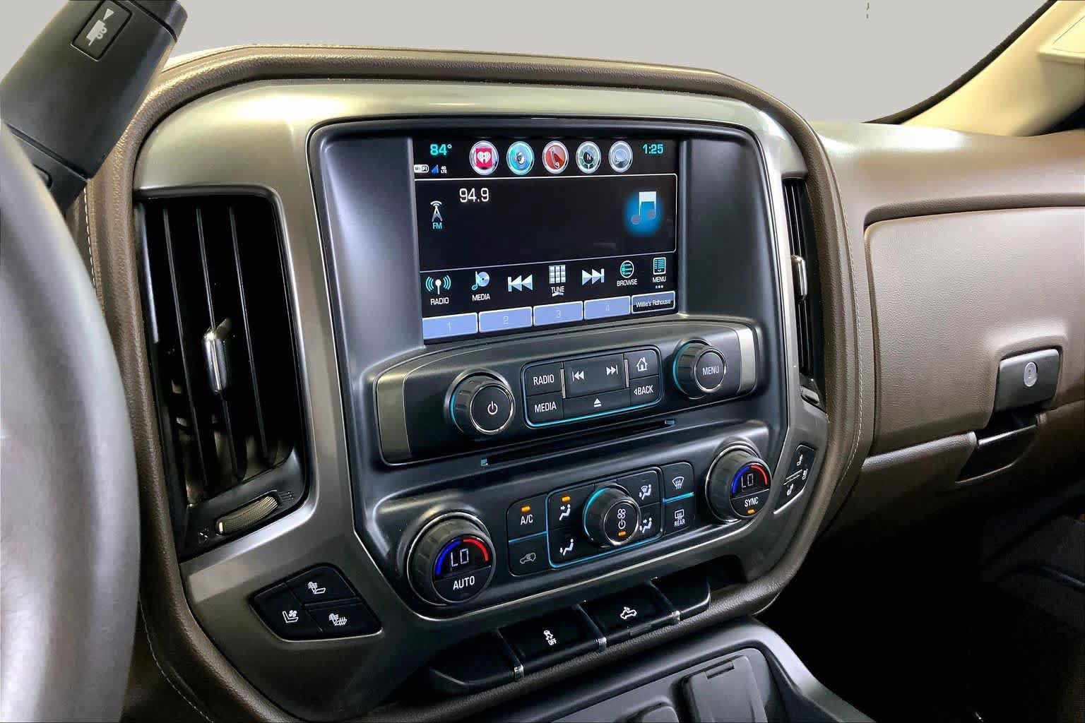 Used 2018 Chevrolet Silverado 1500 LTZ AWD/4WD image 6