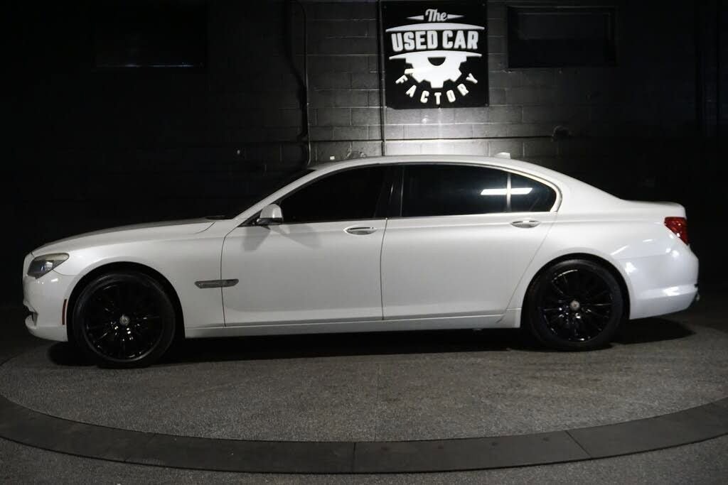 Used 2012 BMW 750Li xDrive AWD/4WD image 2
