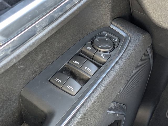 Used 2025 GMC Sierra 1500 SLT image 23