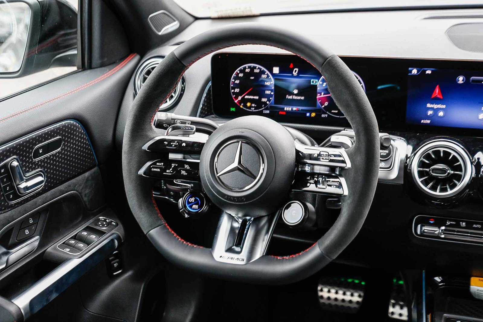 New 2026 Mercedes-Benz GLB 35 AMG 4MATIC image 13