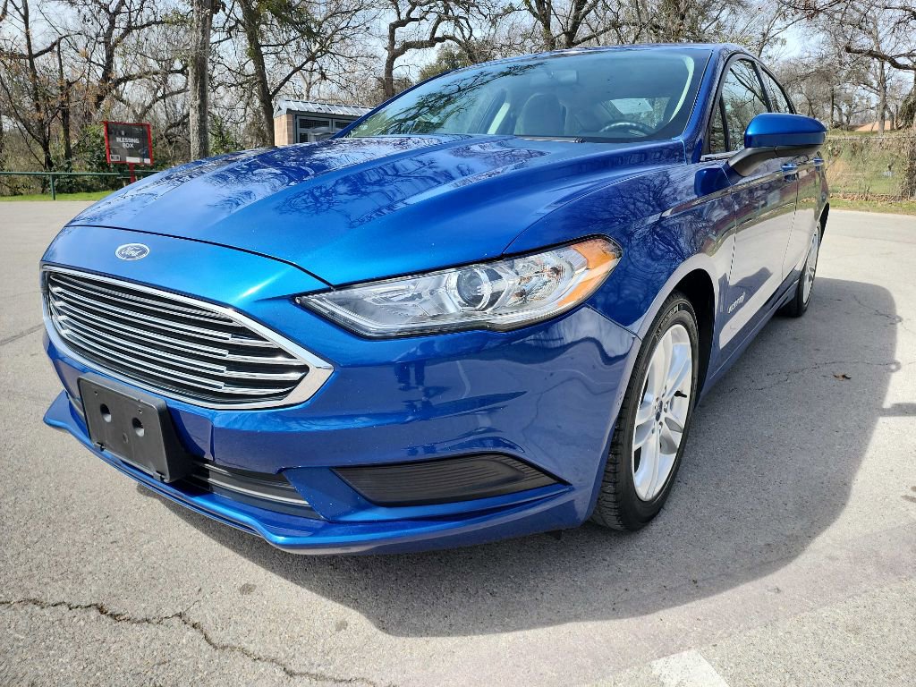 Used 2018 Ford Fusion S image 3