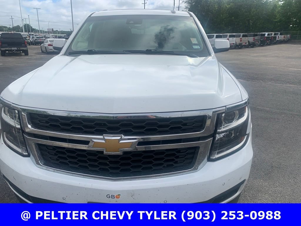 Used 2020 Chevrolet Tahoe LT w/ Luxury Package RWD image 2