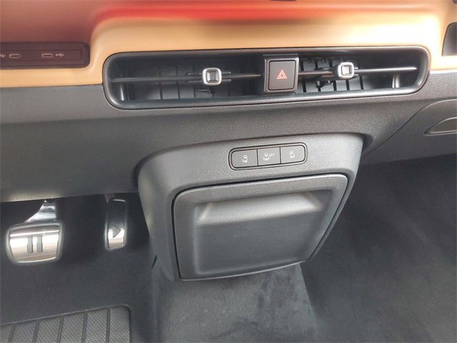 New 2025 Volkswagen ID. Buzz Pro S image 32