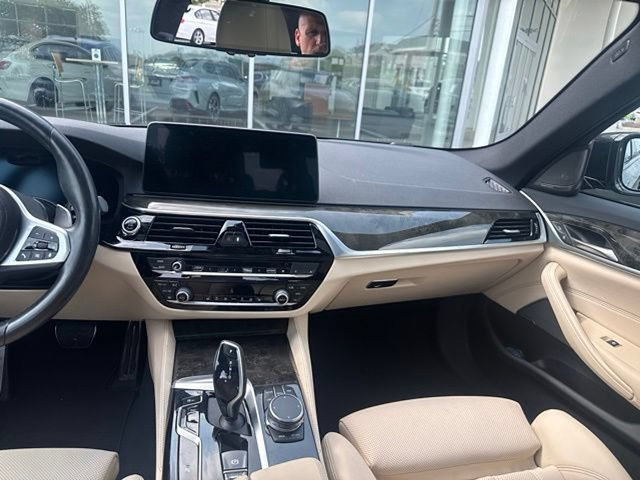 Used 2023 BMW 540i xDrive w/ M Sport Package AWD/4WD image 17