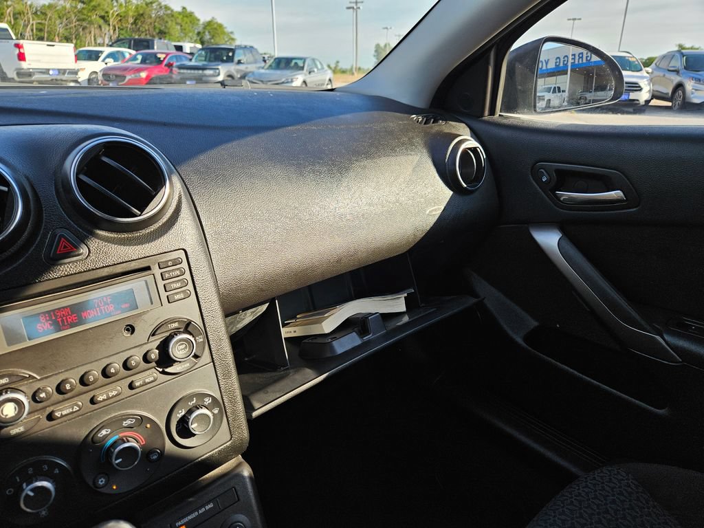 Used 2008 Pontiac G6 Value Leader FWD image 14