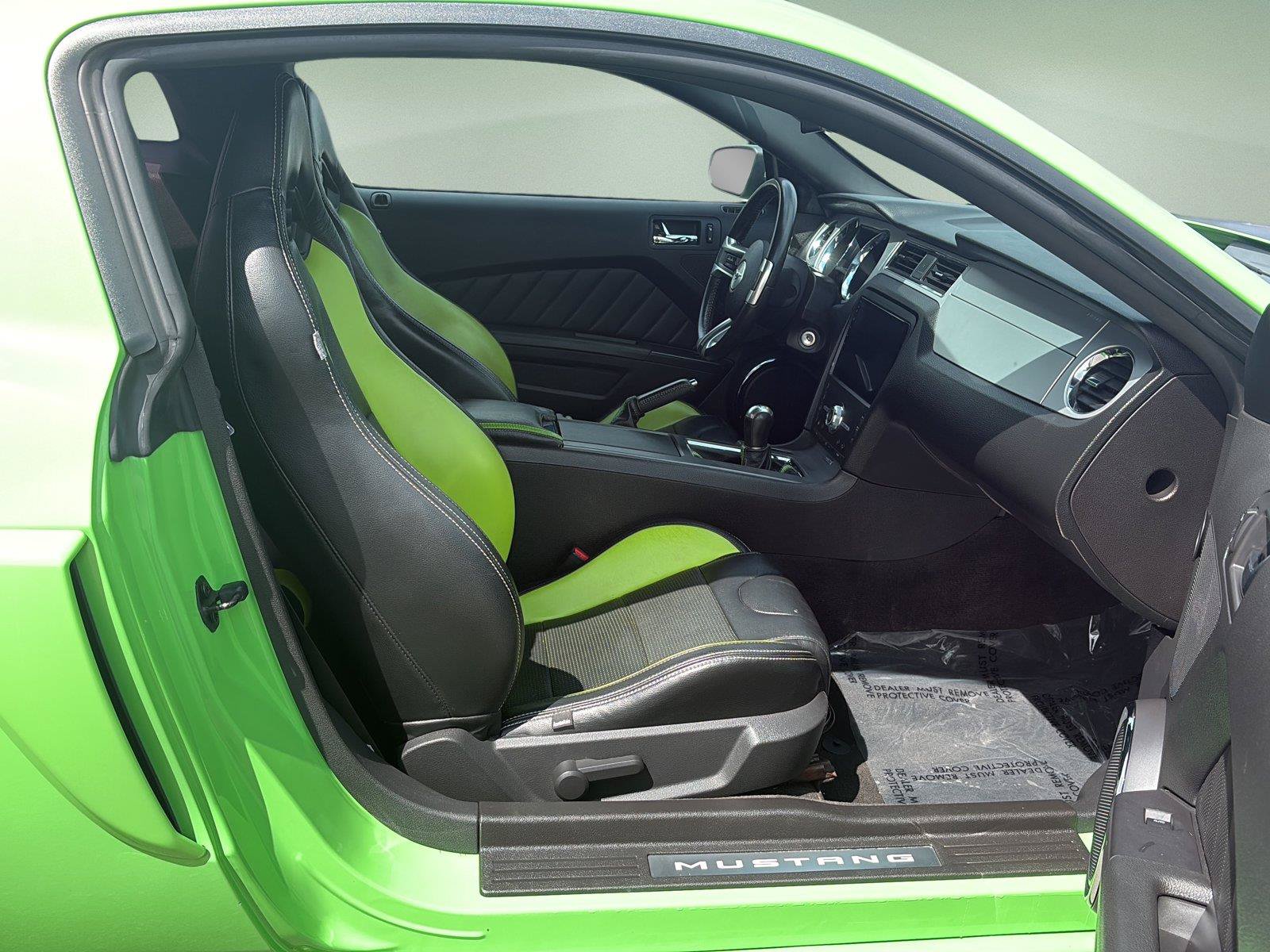 Used 2013 Ford Mustang GT Premium w/ GT Coupe Accessory Pkg 5 RWD image 14