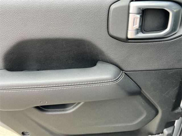 Used 2021 Jeep Wrangler Unlimited Sahara image 23