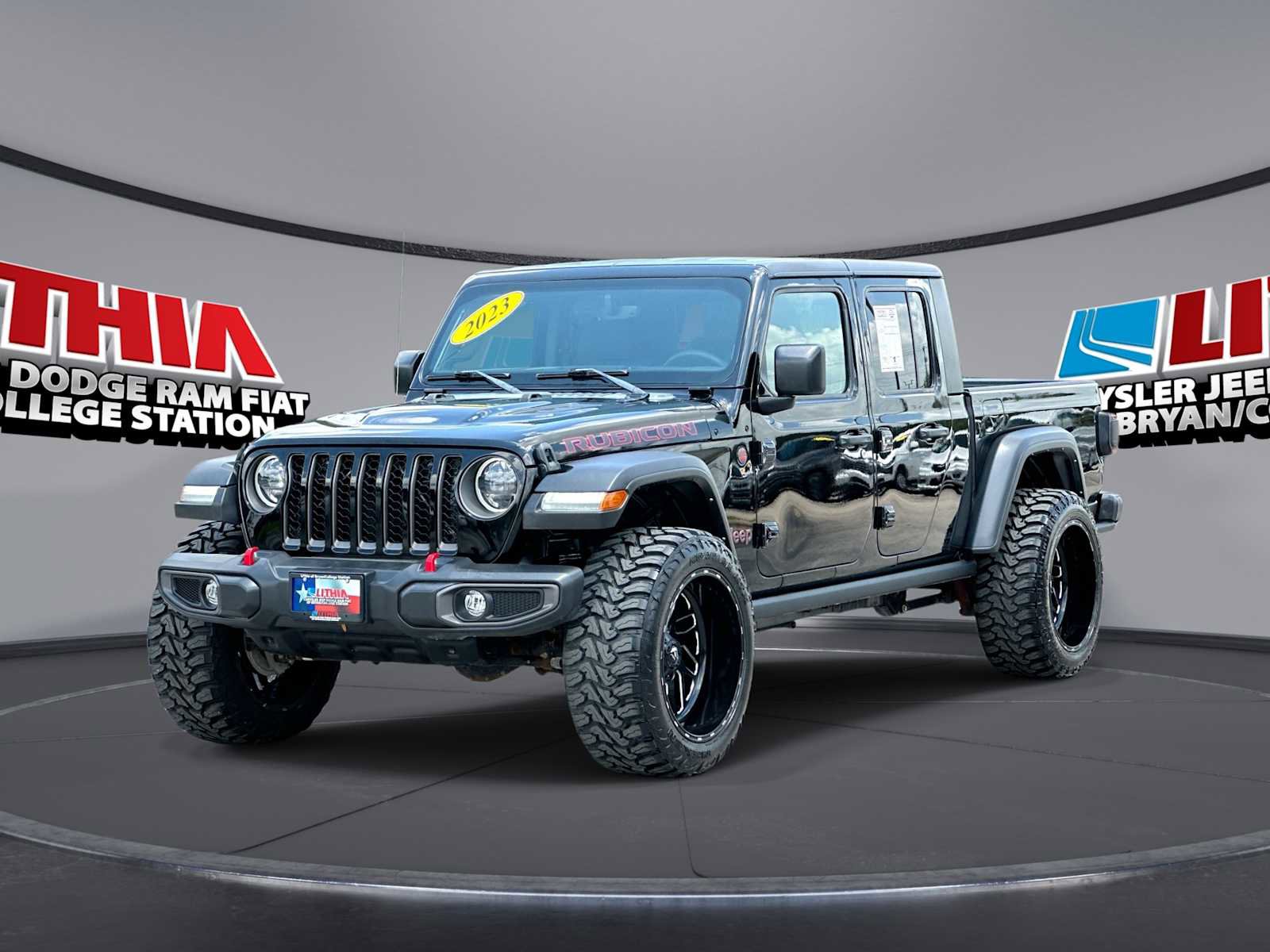 Used 2023 Jeep Gladiator Rubicon w/ LED Lighting Group AWD/4WD image 1