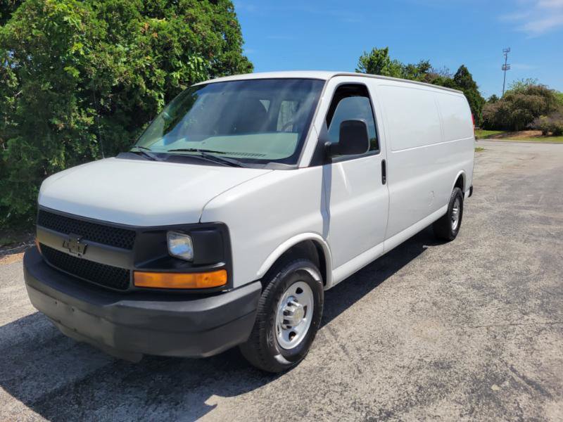 Used 2011 Chevrolet Express 3500 Extended RWD image 28
