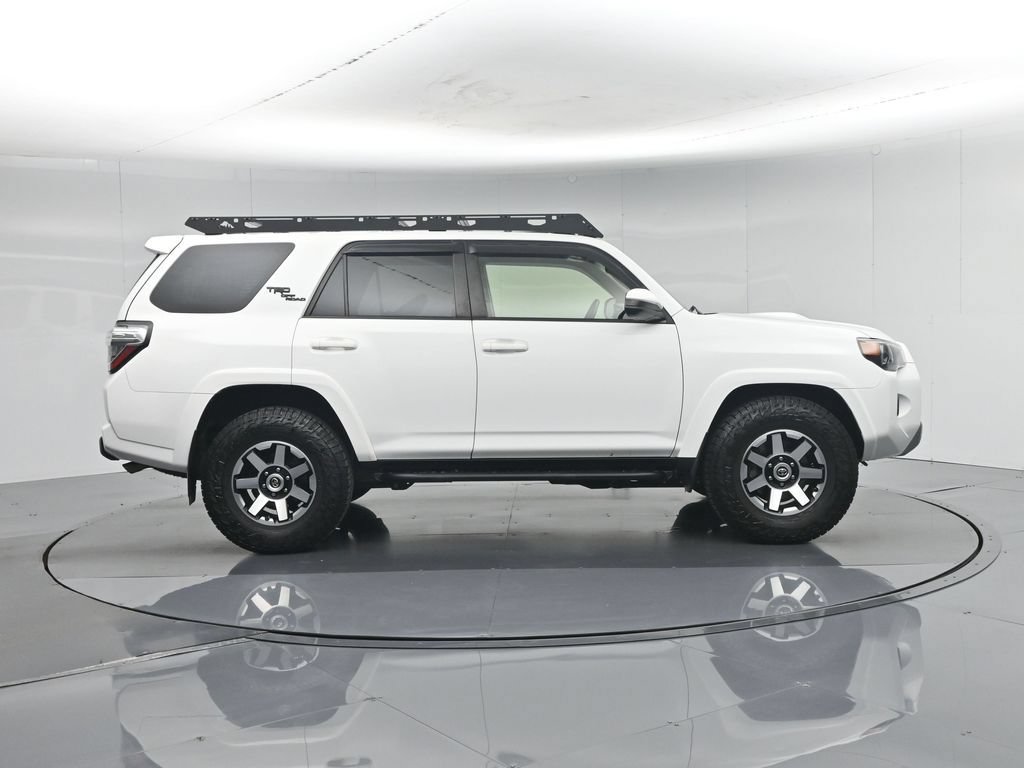 Used 2022 Toyota 4Runner TRD Off-Road AWD/4WD image 29