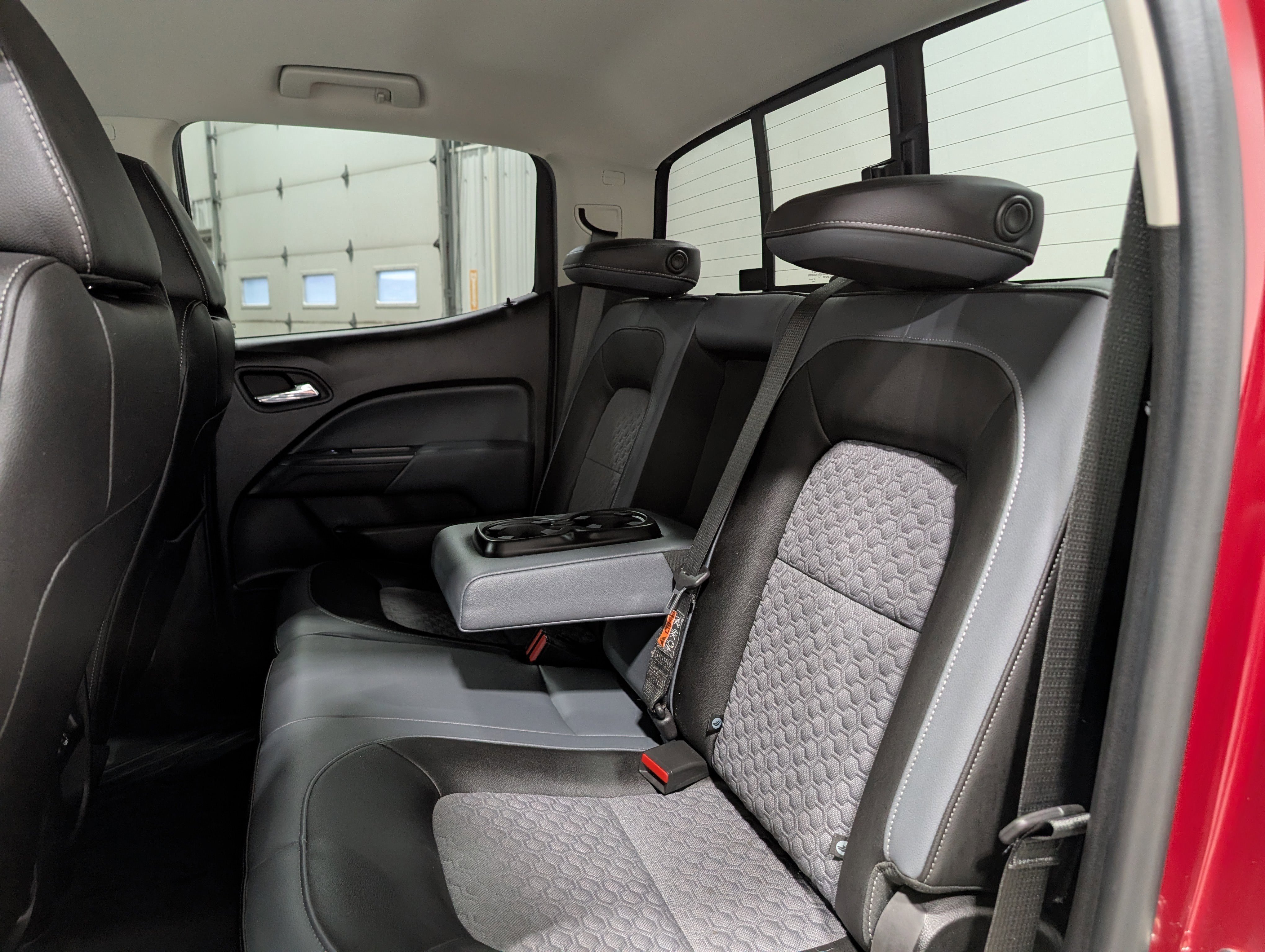 Used 2019 Chevrolet Colorado Z71 image 18