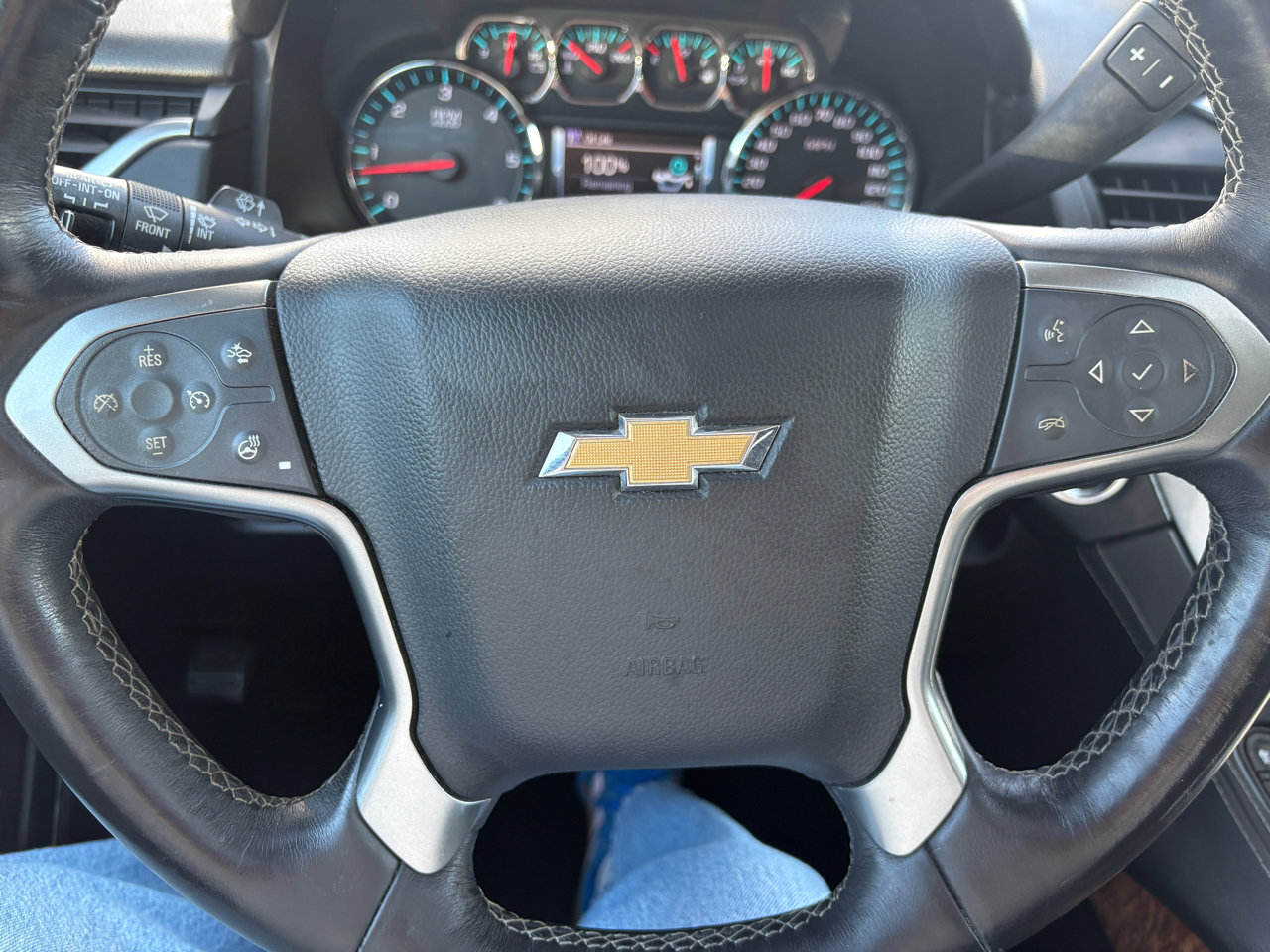 Used 2016 Chevrolet Suburban LTZ image 27