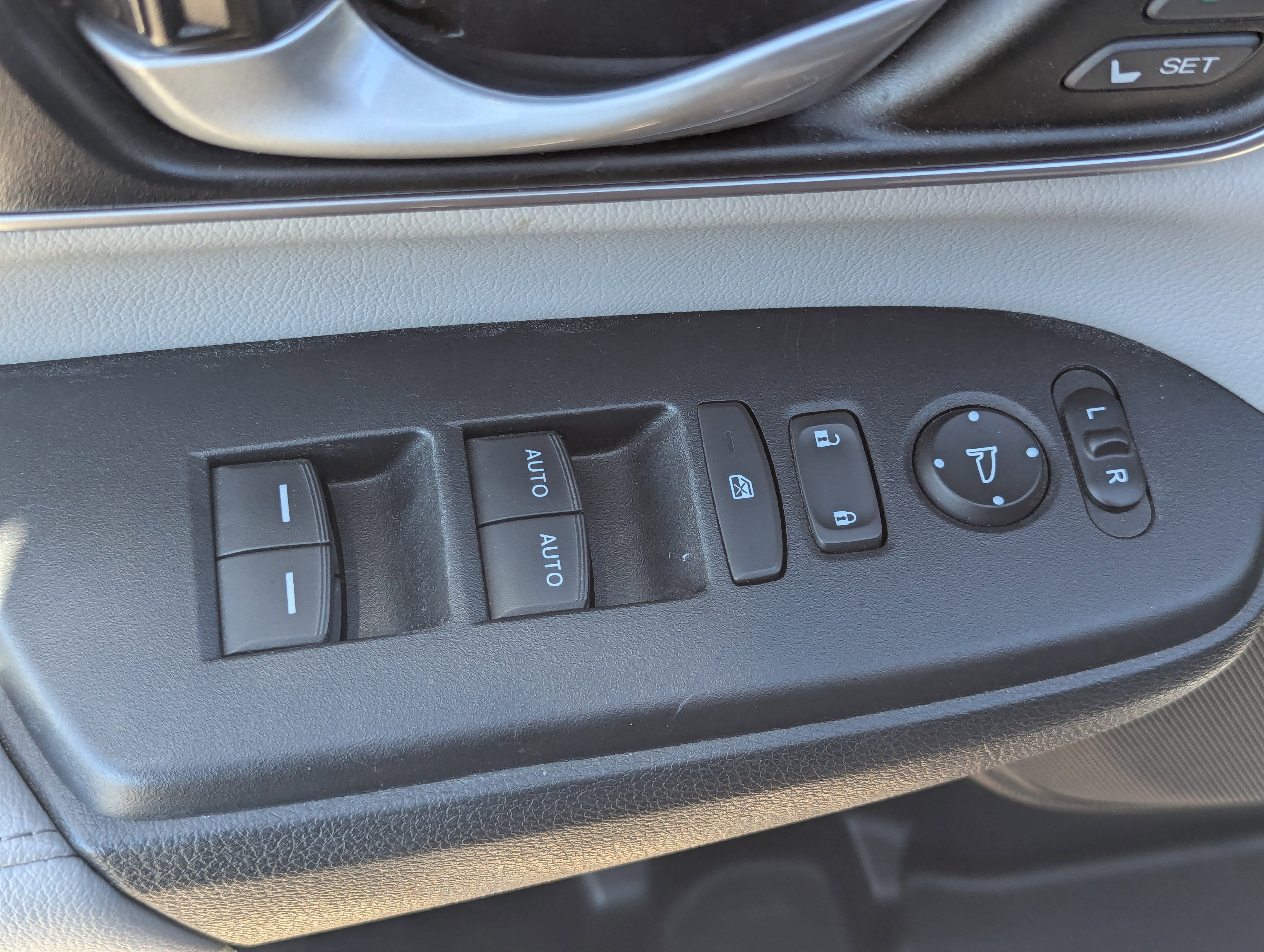 Used 2021 Honda CR-V EX-L image 23