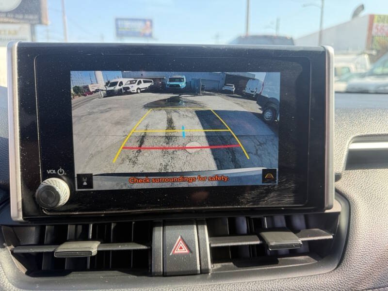 Used 2025 Toyota RAV4 LE FWD image 22