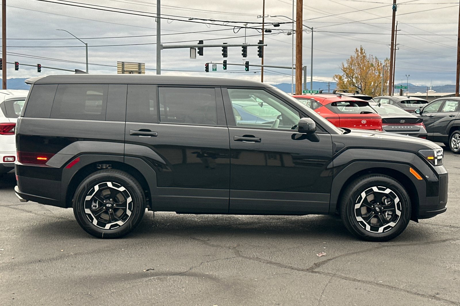 New 2026 Hyundai Santa Fe SE image 3