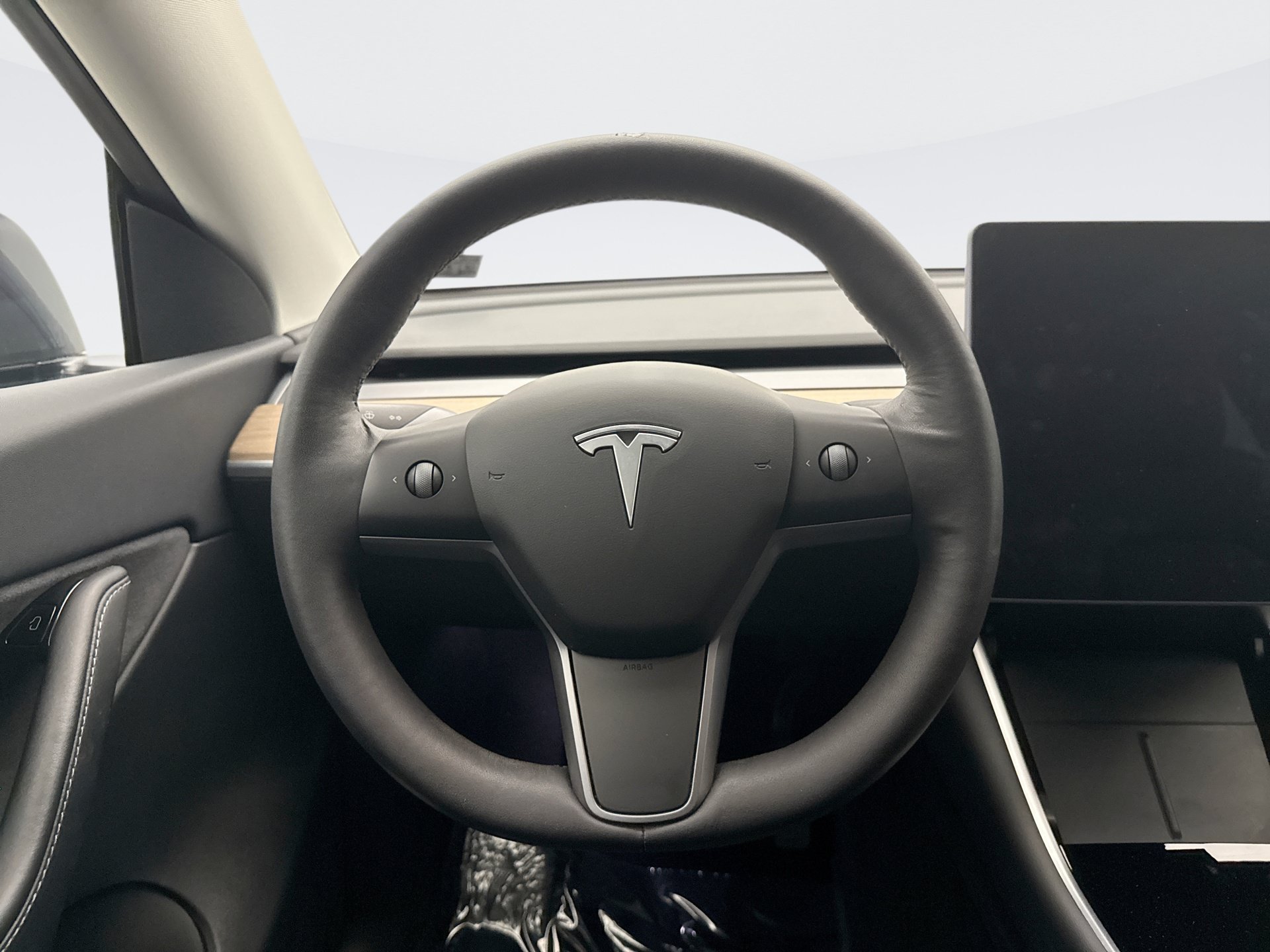 Used 2021 Tesla Model Y Long Range AWD/4WD image 12