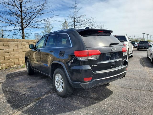 Used 2019 Jeep Grand Cherokee Laredo image 4