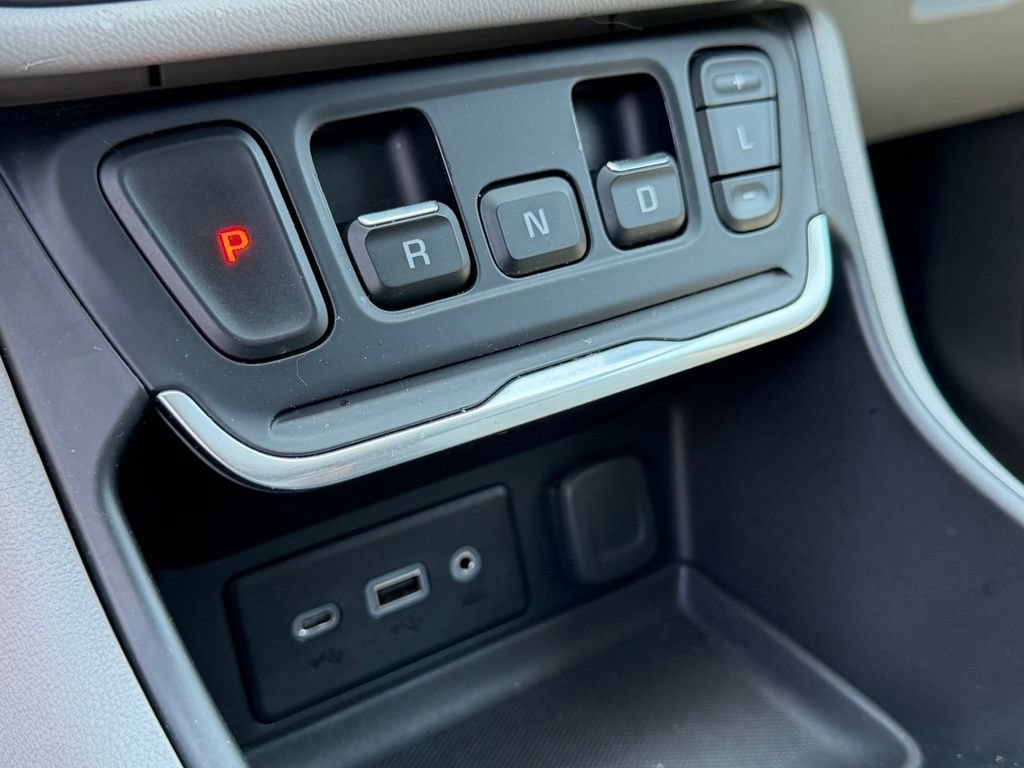Used 2019 GMC Terrain SLE FWD image 29