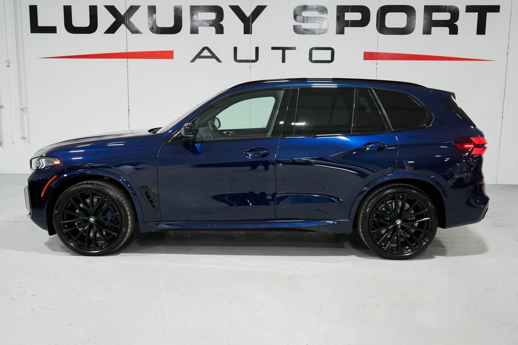 Used 2025 BMW X5 M60i image 2