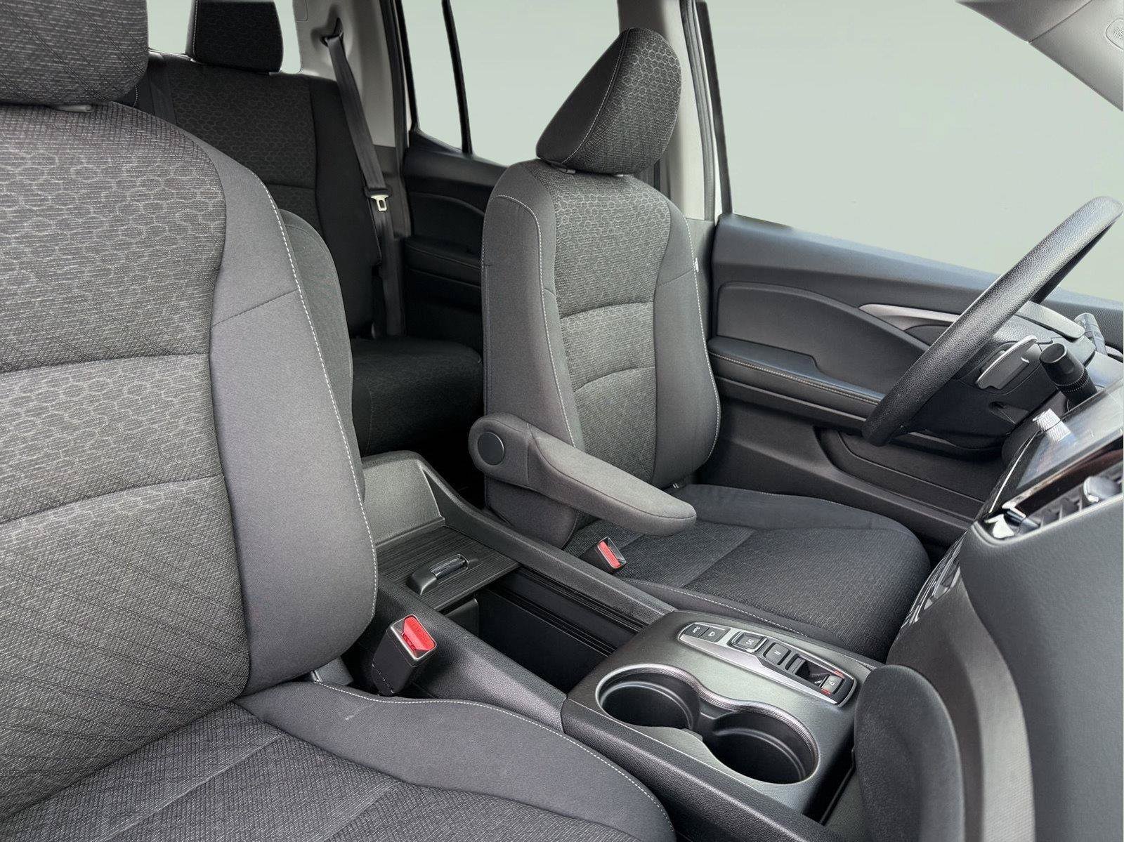Used 2023 Honda Ridgeline Sport image 24