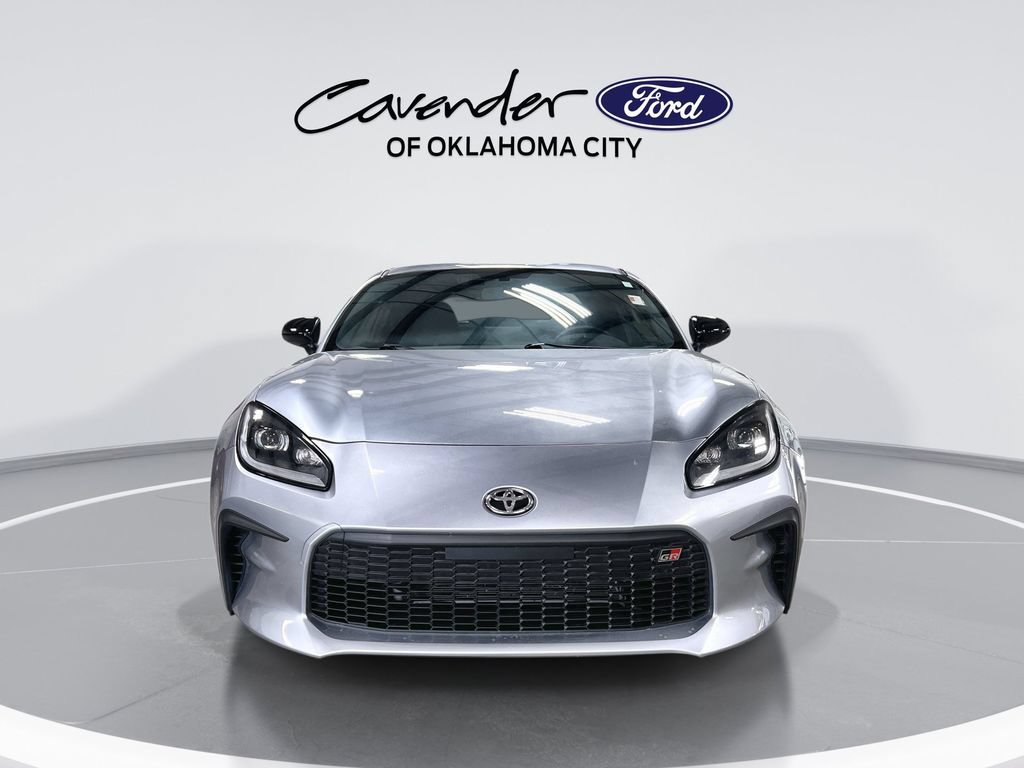 Used 2023 Toyota GR86 Premium w/ ALL Weather Mat Package (TMS) RWD image 3
