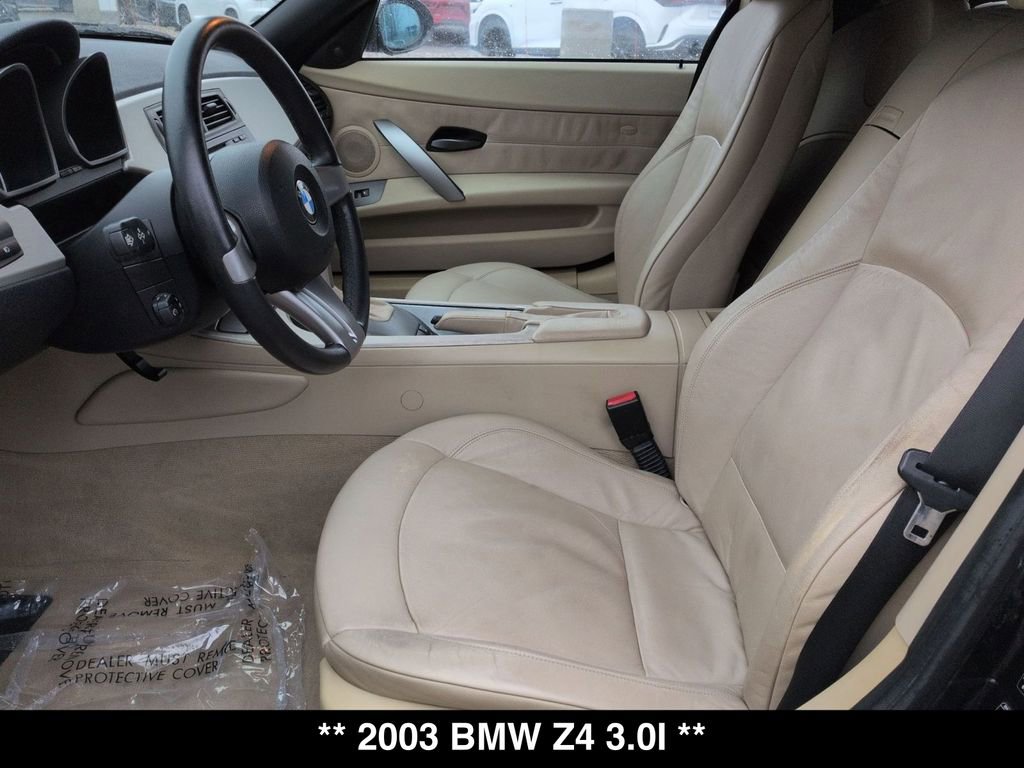 Used 2003 BMW Z4 3.0i image 2