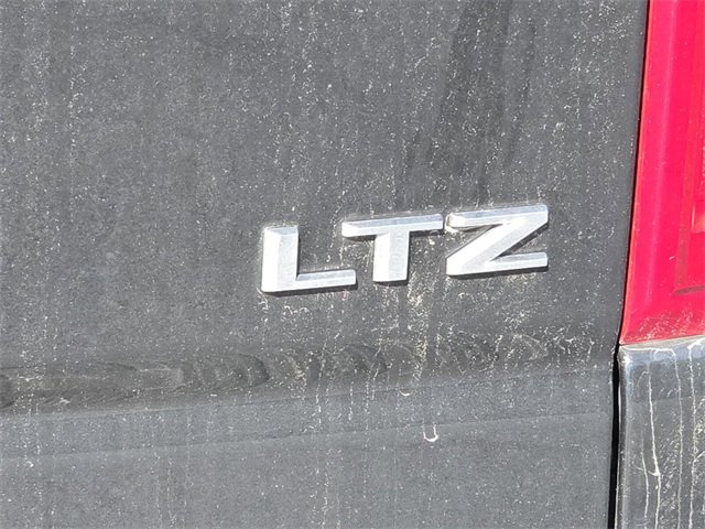 Used 2022 Chevrolet Silverado 2500 LTZ w/ LTZ Convenience Package image 8