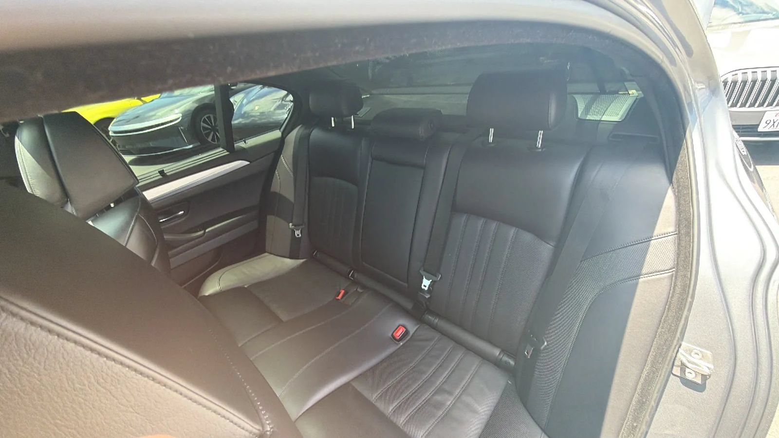 Used 2013 BMW M5 RWD image 12