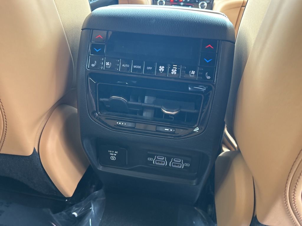 Used 2022 Jeep Grand Cherokee Summit image 22