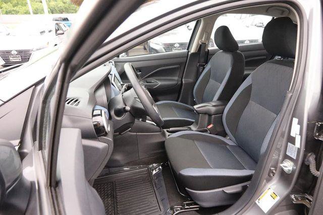 Used 2025 Nissan Versa SV FWD image 27