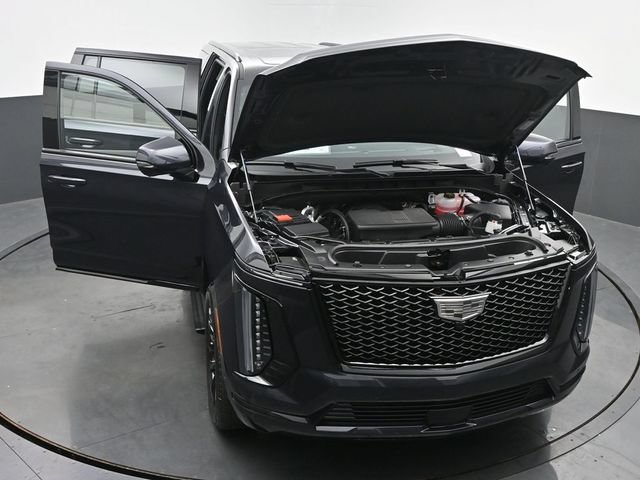 New 2026 Cadillac Escalade ESV Sport w/ LPO, ONYX Package AWD/4WD image 65