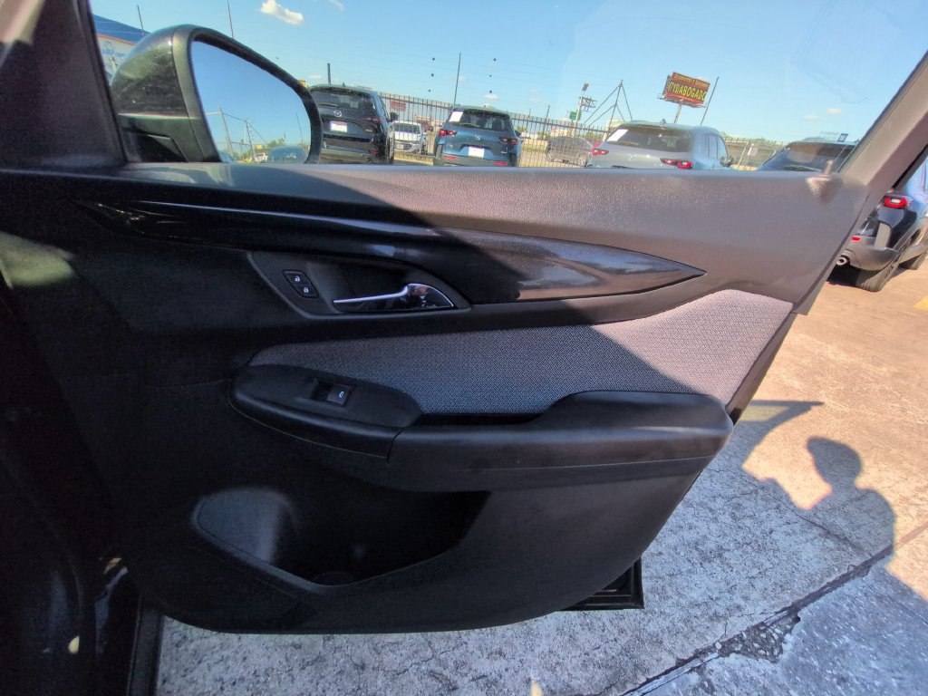 Used 2026 Chevrolet TrailBlazer LT FWD image 32