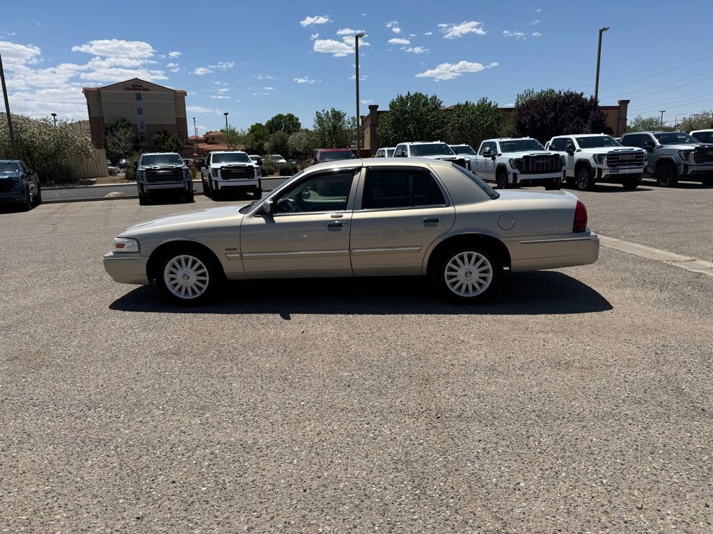 Used 2010 Mercury Grand Marquis LS RWD image 7