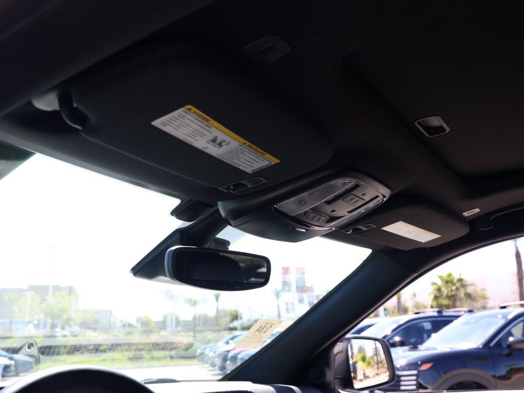 Used 2025 Dodge Durango GT image 13